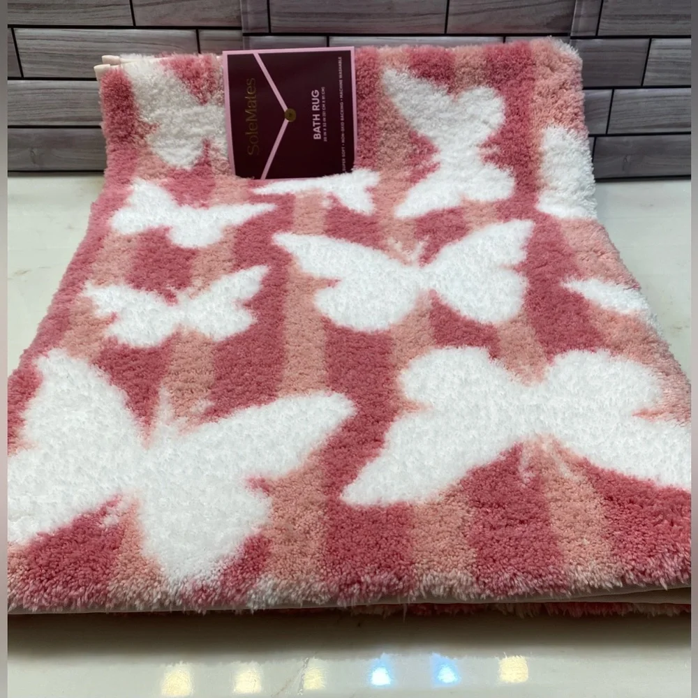 Solemates ❤️ Butterfly Super Soft Cozy Bath Rug 20x32” Pink/White NWT